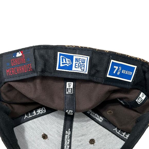 MLB Boston Red Sox Brown Logo Print Baseball Cap Sz 7 5/8 Fitted Hat Unique - Picture 8 of 8